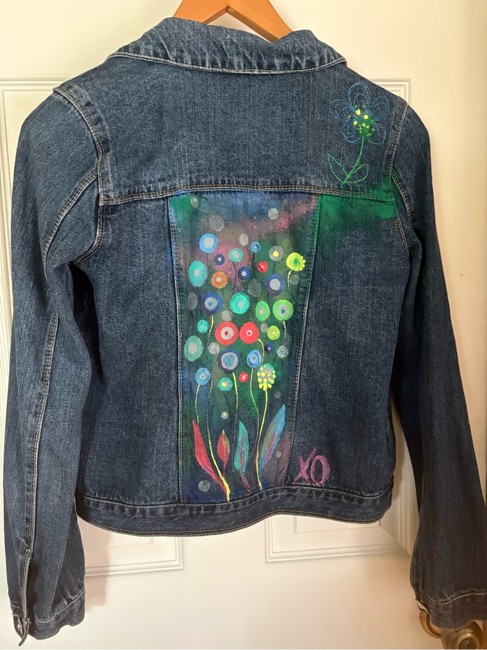 Levi’s Custom Hand-Painted Floral Denim Jacket – Women’s XL One of a Kind